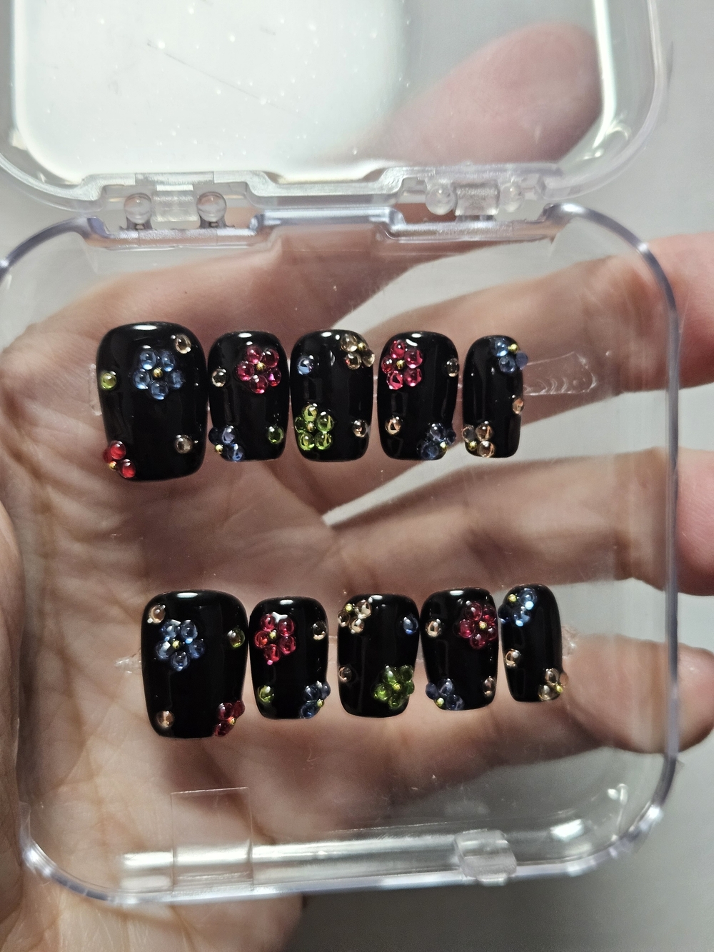 Black Rhinestone Floral Press-On Nails Size Small